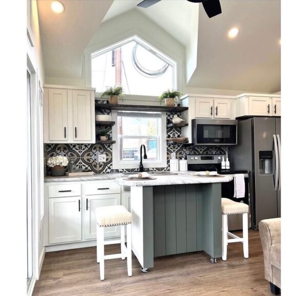 Cardinal mode Tiny house - Image 6