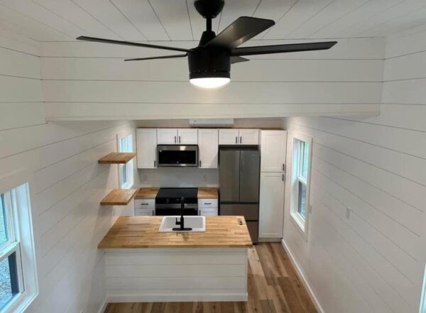 Luxury Tiny Home - Image 6