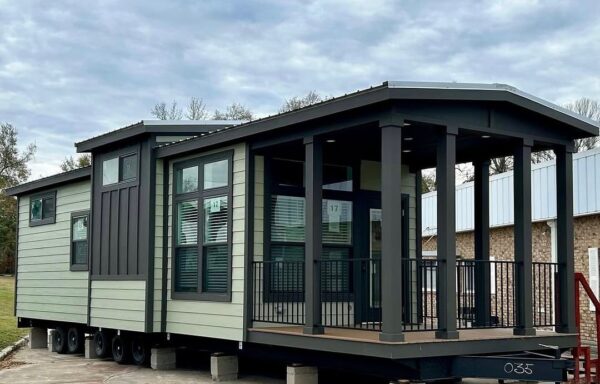 unset Retreat Tiny house