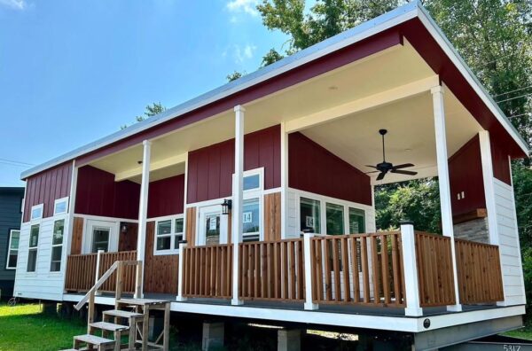 Tiny house