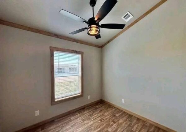 Platinum Cottages - HUD Series used 2018 model upgraded to 2022 - Image 6