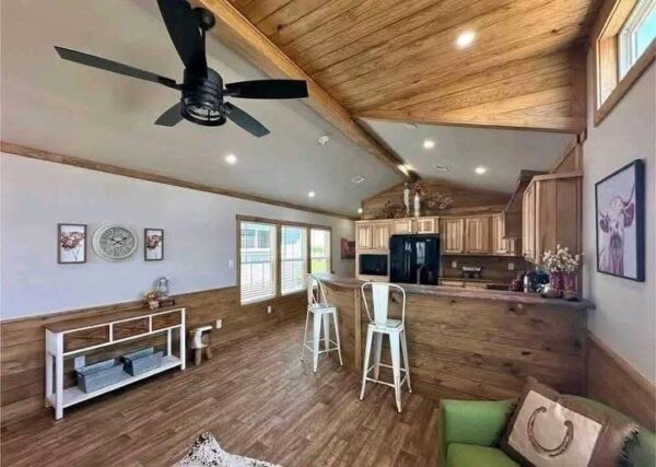 Platinum Cottages - HUD Series used 2018 model upgraded to 2022 - Image 7